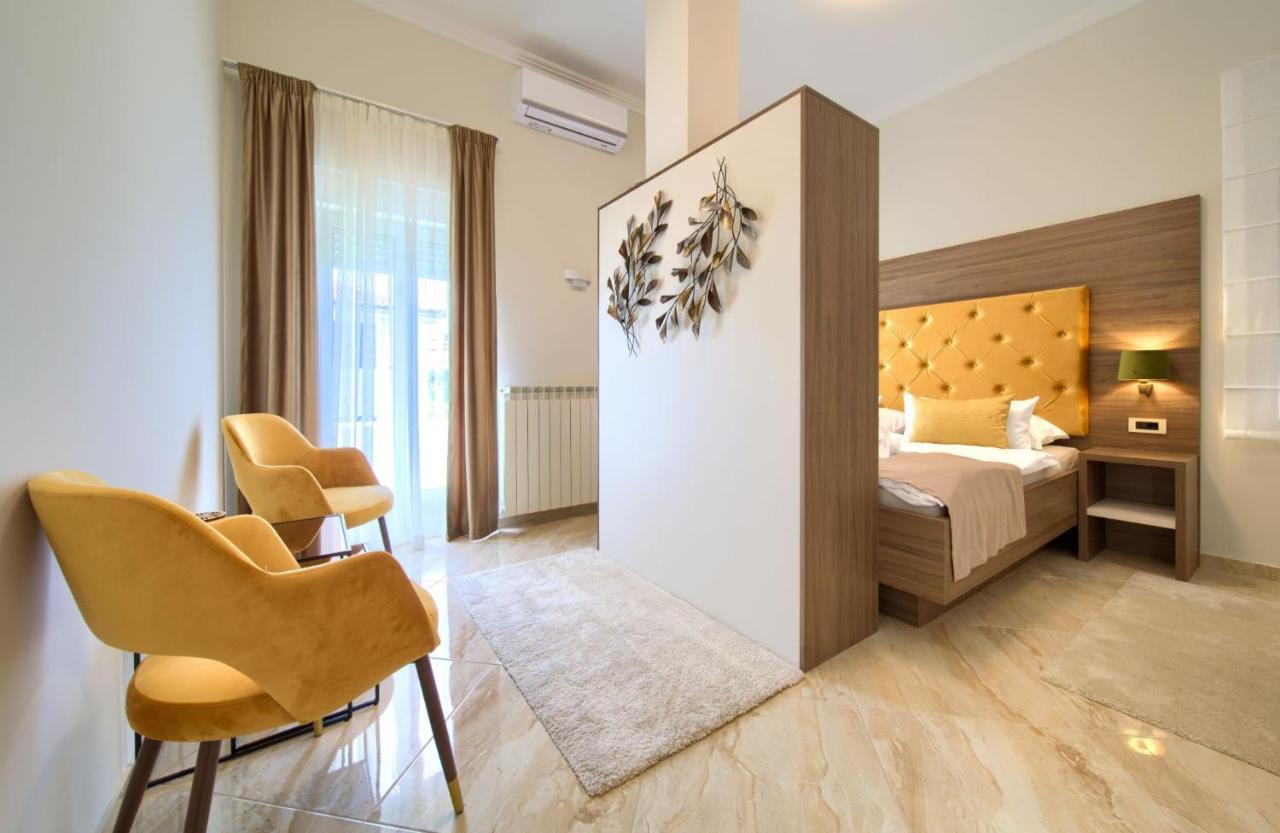 Villa Piano Pinezići Exterior foto